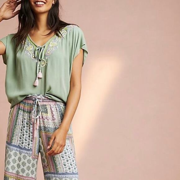 Anthropologie light green embroidered and sequin blouse size small - Picture 2 of 10